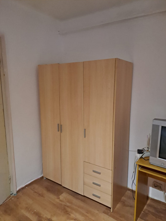 Garsoniera de inchiriat Baia Mare Luminisului Balcon Parcare Comuna Zona Verde — fotografie 3