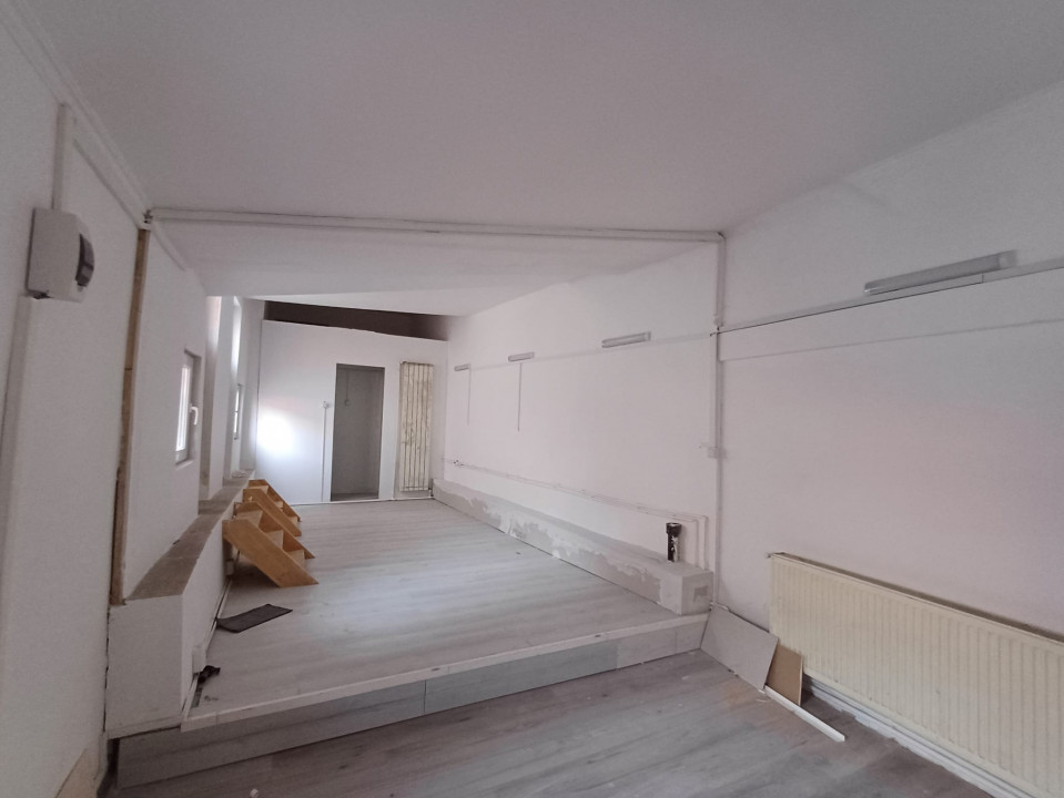 Decebal, Alba Iulia, Spatiu Comercial / de birouri renovat P+1 , curte — fotografie 3