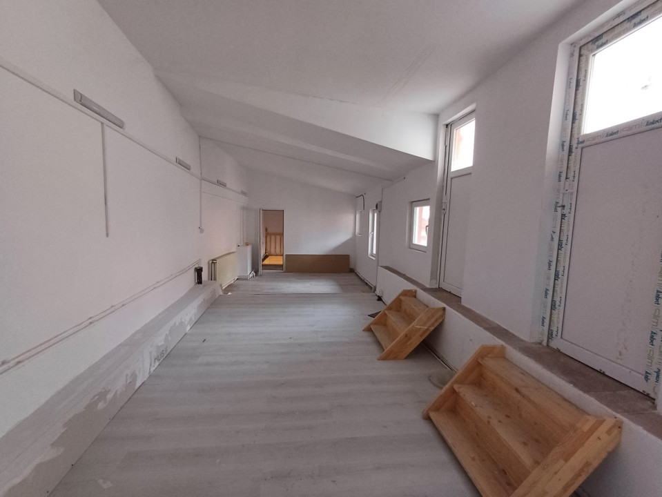 Decebal, Alba Iulia, Spatiu Comercial / de birouri renovat P+1 , curte — fotografie 5