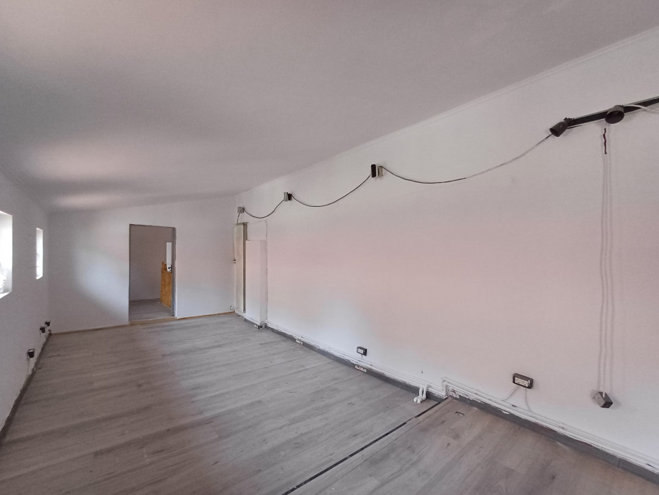 Decebal, Alba Iulia, Spatiu Comercial / de birouri renovat P+1 , curte — fotografie 7