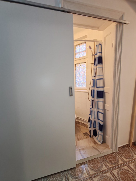 Eminescu , Romana | 2 Camere | Centrala Proprie | Metrou 12min — fotografie 8