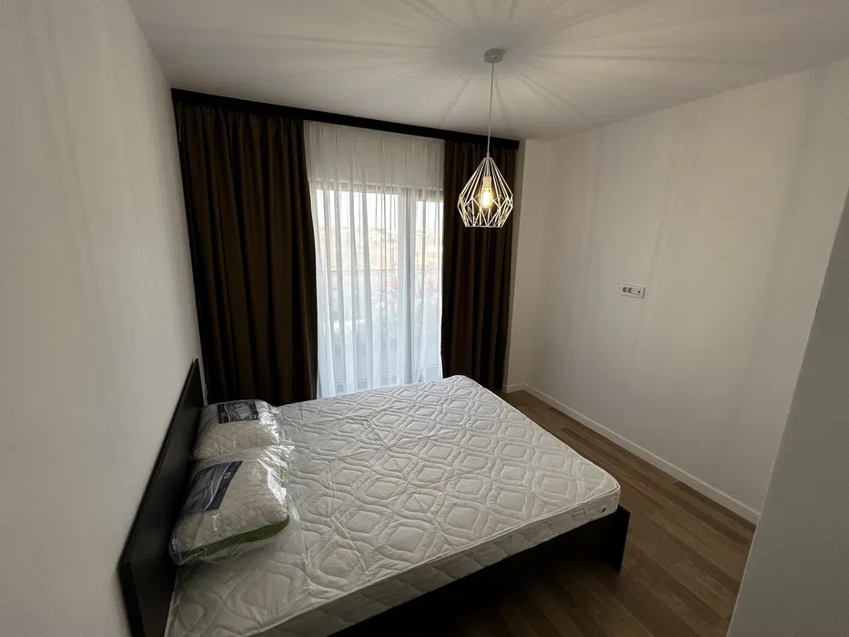 3 Camere cu 2 Bai + 2 Balcoane si parcare de inchiriat in South Side — fotografie 3
