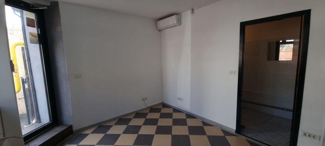 Parcul Carol | Stradal | Spatiu Comercial 16 mp | Toate utilitatile — fotografie 9