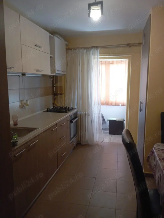  Apartament 3 Camere Democratiei Ploiesti — fotografie 2