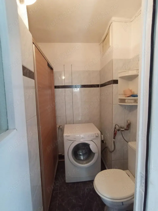 Apartament 3 Camere Democratiei Ploiesti — fotografie 6