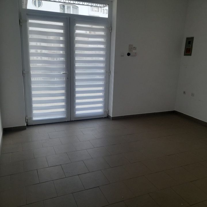 Spatiu de birouri Zona Episcopiei Ramnicu Valcea — fotografie 8