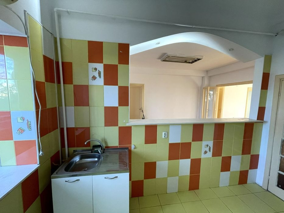  Apartament 4 Camere I Spatiu Birou  Calea Calarasilor Bucuresti — fotografie 7