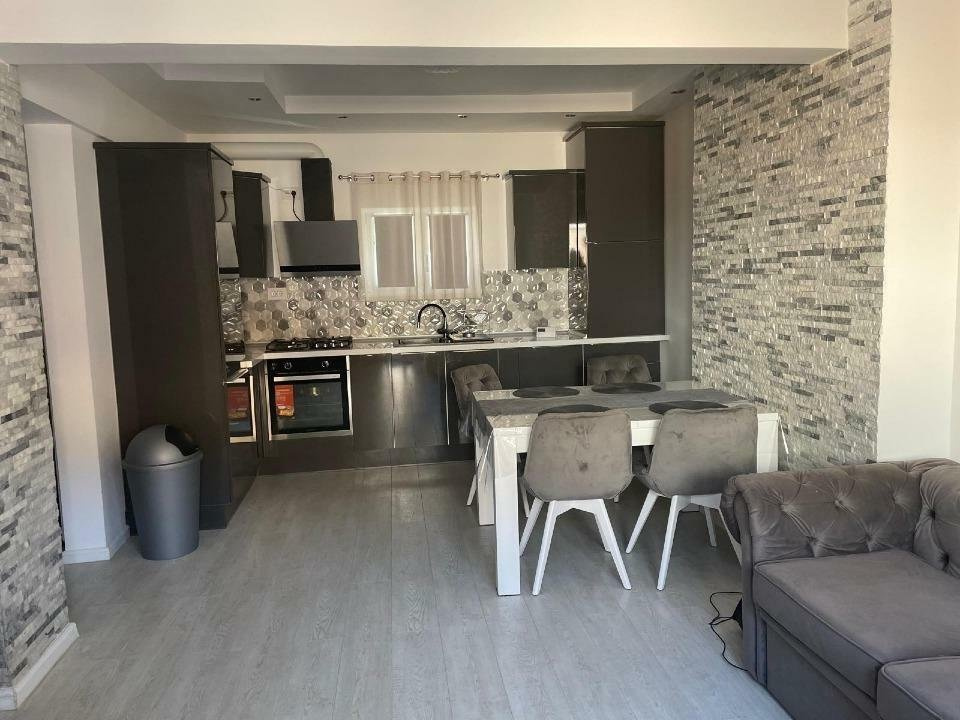 Casa 4 Camere Vatra Luminoasa Bucuresti — fotografie 3