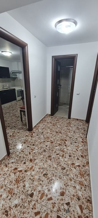 Spatiu Comercial in Vila 6 Camere Vitan Bucuresti — fotografie 5