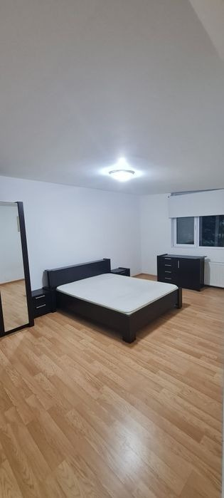 Spatiu Comercial in Vila 6 Camere Vitan Bucuresti — fotografie 6