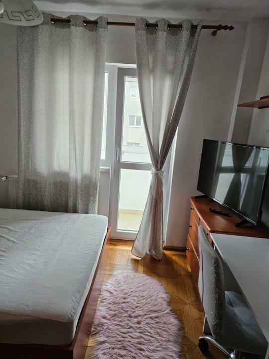 Mosilor | 3 Camere |  Decomandat | Balcon | Prox. Metrou |  — fotografie 4
