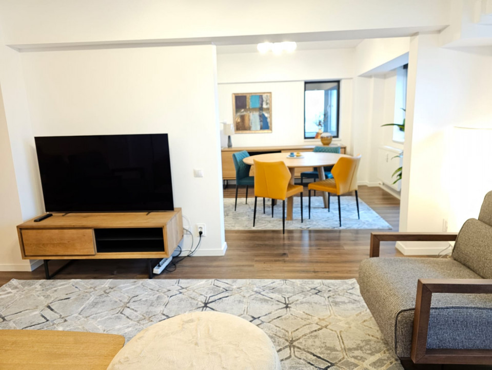 4 Camere | Unirii | Decomandat | Etajul 6 si 7 | 4 Balcoane | 2 Bai — fotografie 3