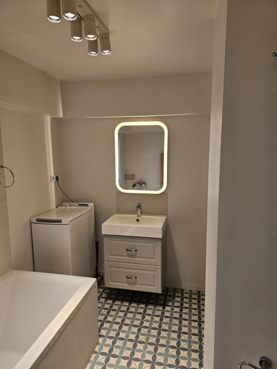 4 Camere | Unirii | Decomandat | Etajul 6 si 7 | 4 Balcoane | 2 Bai — fotografie 25
