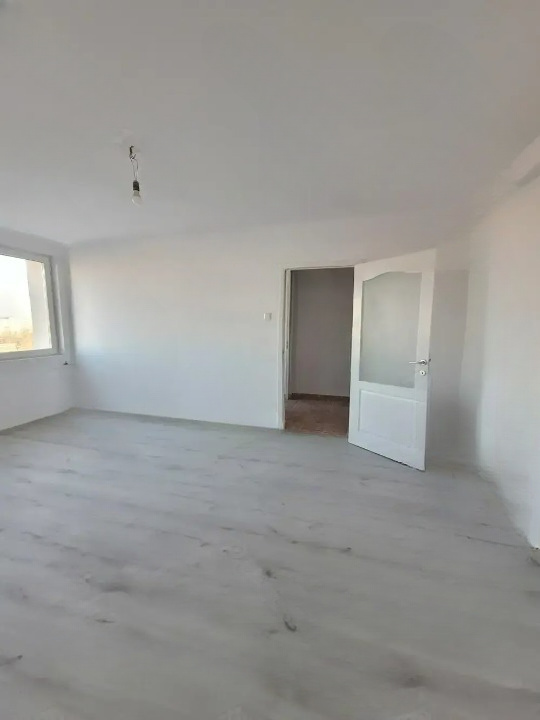 Apusului | 2 Camere | Renovat Complet | 9/10 Etaj tehnic | Prox. Metrou |  — fotografie 2