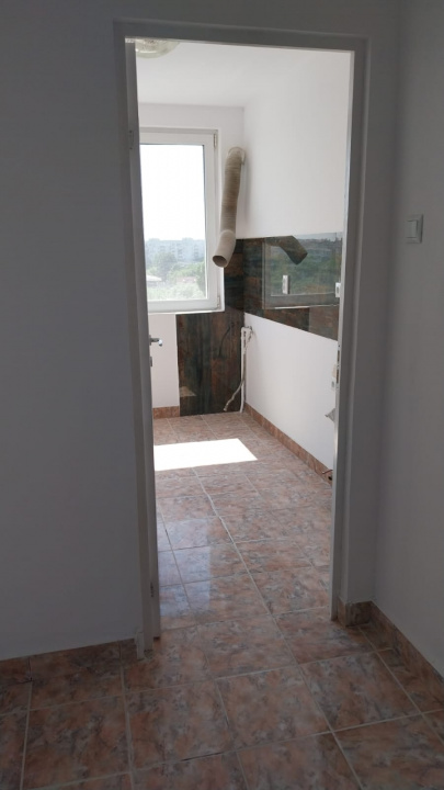 Apusului | 2 Camere | Renovat Complet | 9/10 Etaj tehnic | Prox. Metrou |  — fotografie 10