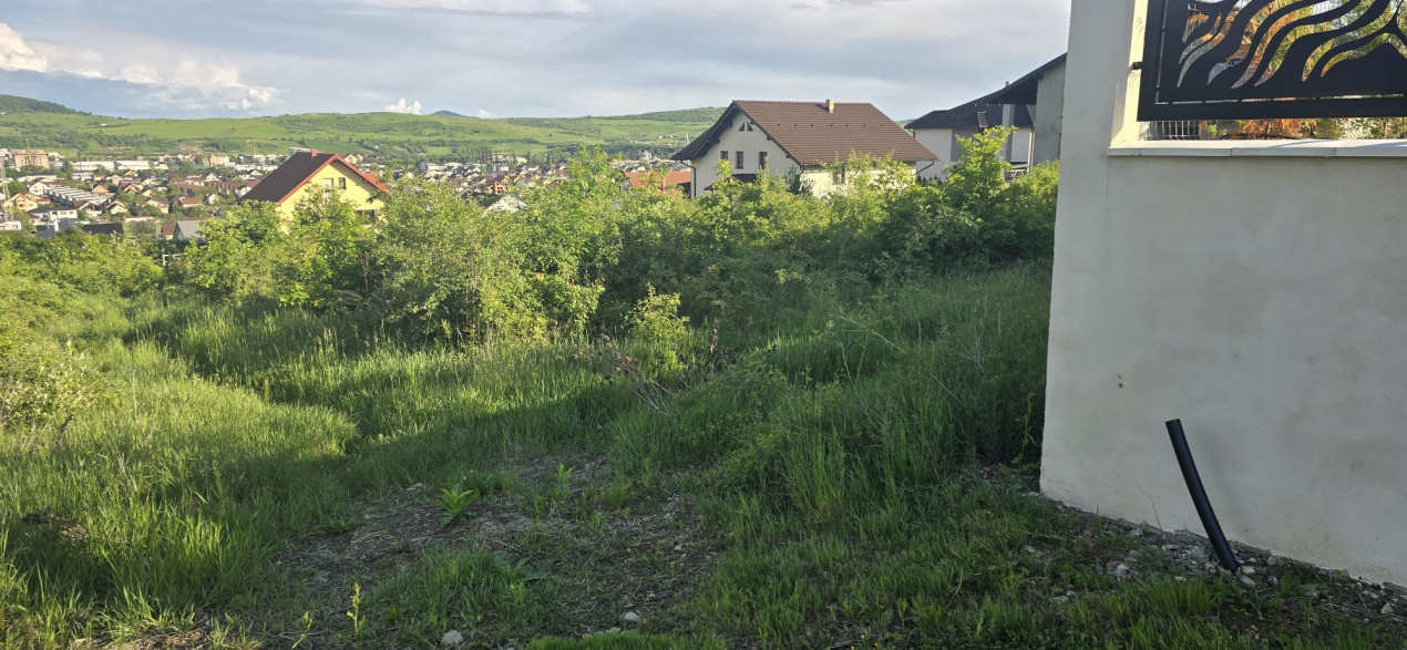 Teren intravilan | 1600 mp | Zona linistita  — fotografie 5