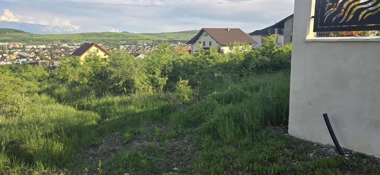 Teren intravilan | 1600 mp | Zona linistita  — fotografie 7
