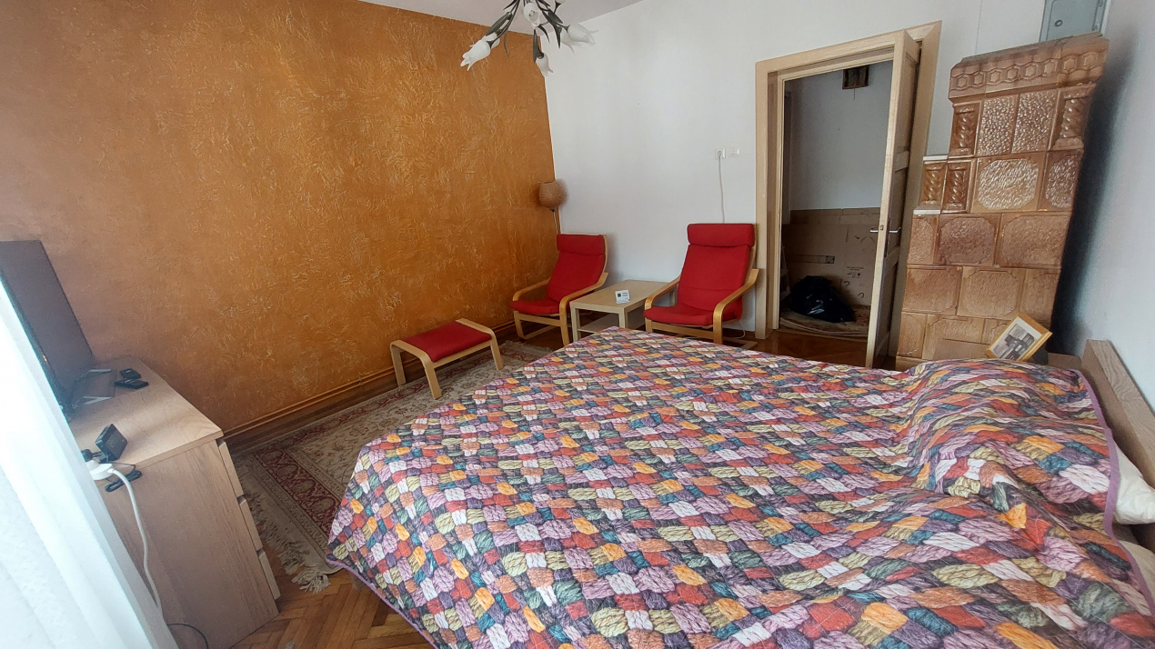 Apartament 3 camere | Zona Postei-Bucov | Curte proprie | Garaj — fotografie 10