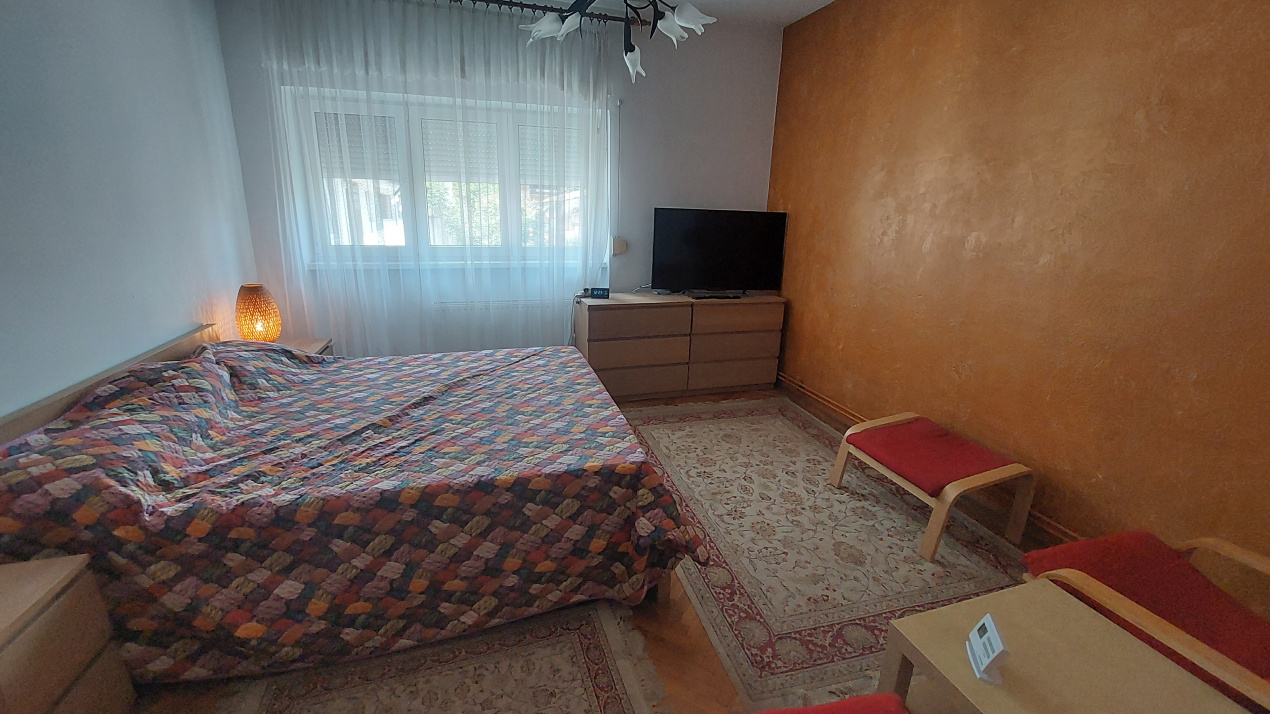 Apartament 3 camere | Zona Postei-Bucov | Curte proprie | Garaj — fotografie 11