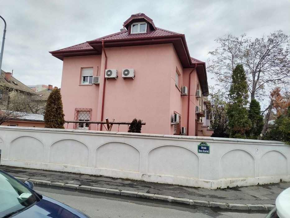 Vila  Camere Parcul Circului Bucuresti — fotografie 2