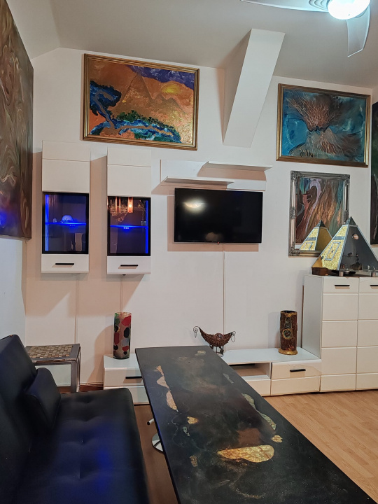  Apartament 3 Camere Ozana Mansarda Centrala Proprie  — fotografie 4