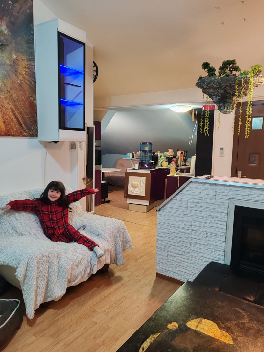  Apartament 3 Camere Ozana Mansarda Centrala Proprie  — fotografie 5