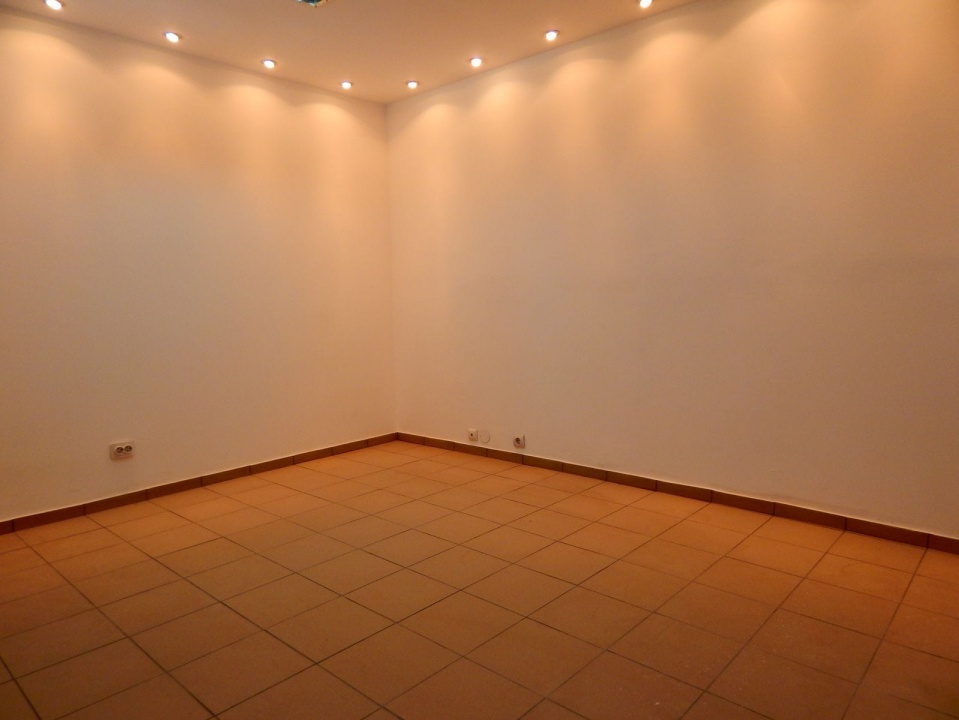 Spatiu Medical-Comercial | Turda-Domenii | Centrala | Renovat | Bucuresti — fotografie 28