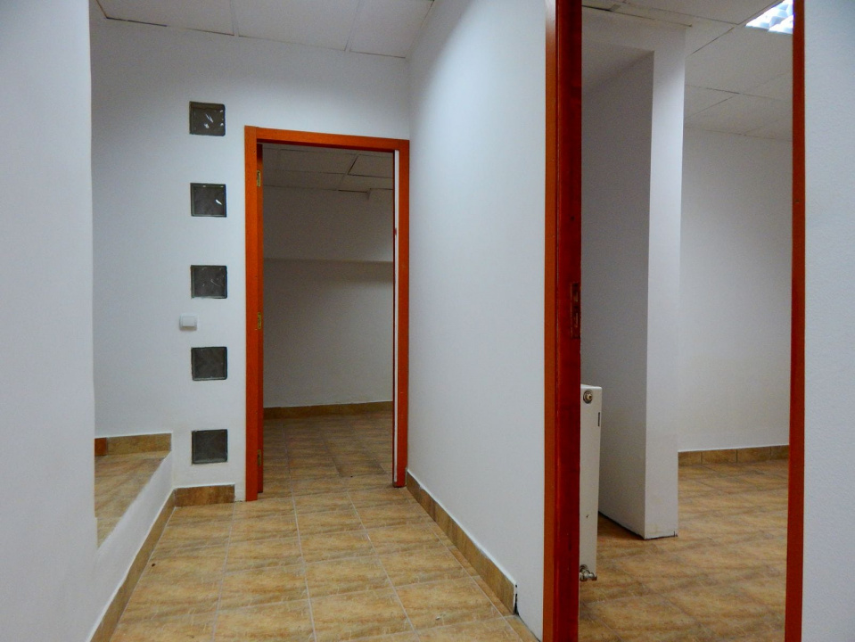 Spatiu Medical-Alte Activitati | Turda-Victoriei | Centrala | Bucuresti — fotografie 46