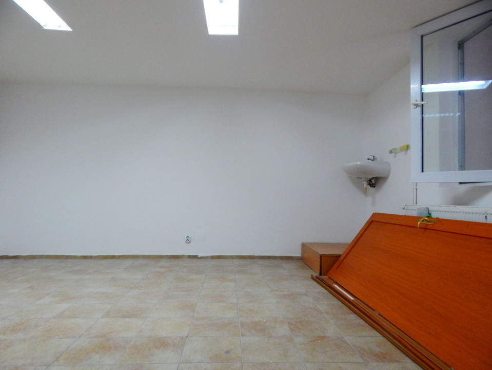 Spatiu Medical-Alte Activitati | Turda-Victoriei | Centrala | Bucuresti — fotografie 48
