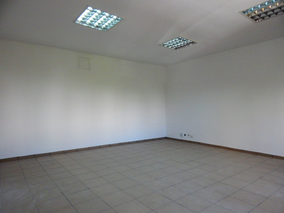 Spatiu Medical-Alte Activitati | Turda-Victoriei | Centrala | Bucuresti — fotografie 51