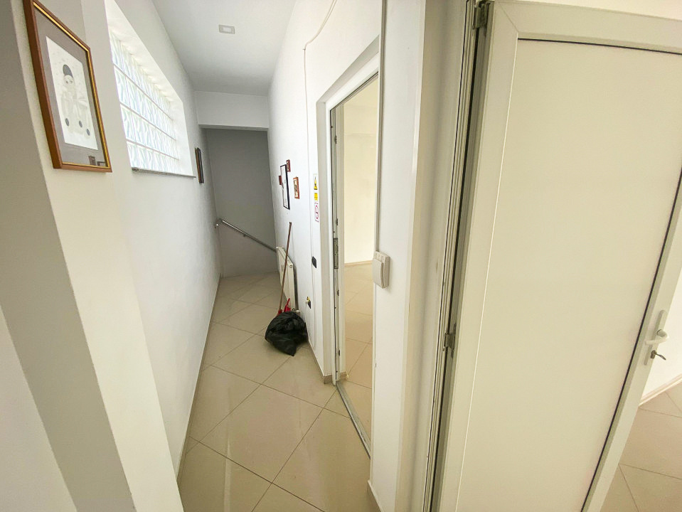 Spatiu Comercial 58 mp Et. 1 cu vitrina si vad in Inel II — fotografie 7