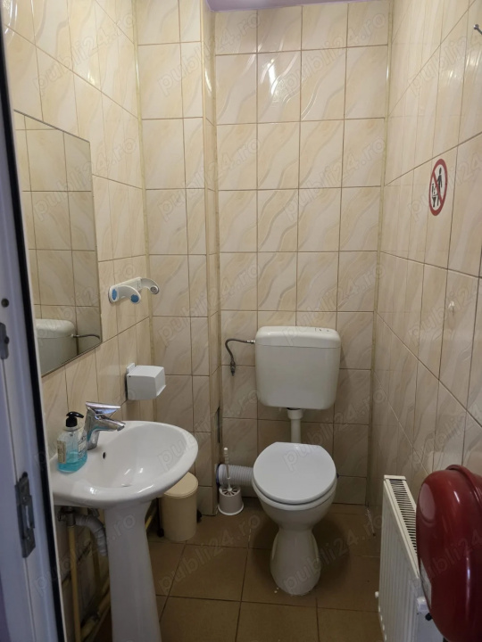 spatiu comercial langa piata 23 august — fotografie 5