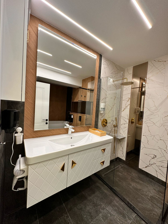 Penthouse  Mall Vitan 210 mp terase 390 mp 4 camere — fotografie 8