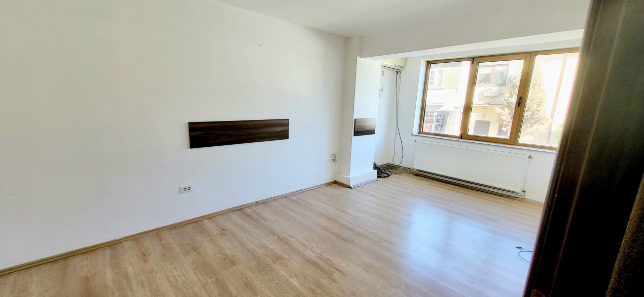 Spatiu Birouri 3 Camere Alba Iulia Bucuresti  — fotografie 7