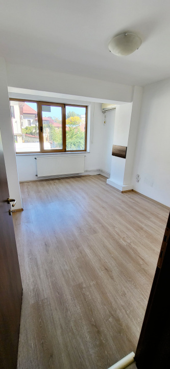 Spatiu Birouri 3 Camere Alba Iulia Bucuresti  — fotografie 6