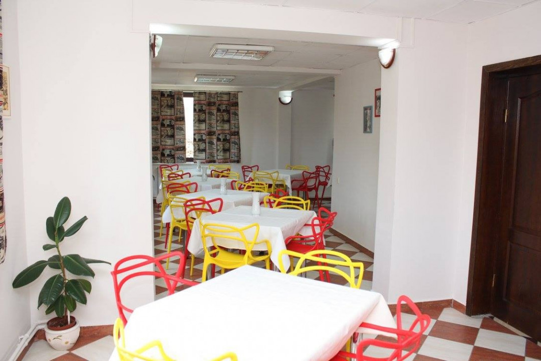 Pensiune | Sinaia- Zona Cumpatu | 14 Camere — fotografie 9