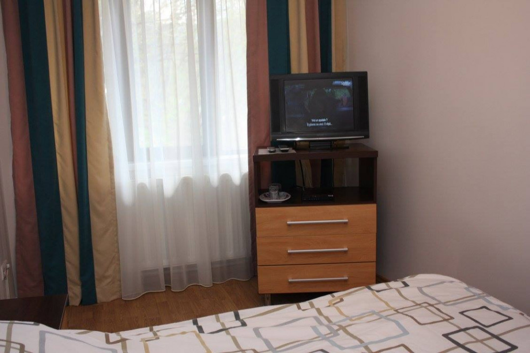 Pensiune | Sinaia- Zona Cumpatu | 14 Camere — fotografie 5