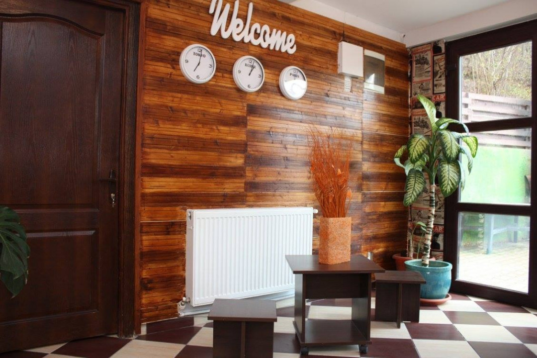 Pensiune | Sinaia- Zona Cumpatu | 14 Camere — fotografie 8