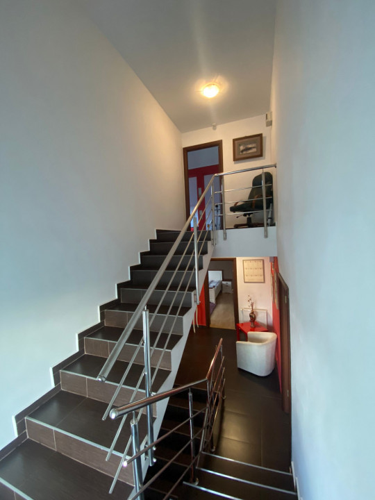 Dobroesti | Vila 8 Camere | P+1+M+P | TEREN 360 Mp | Constructie 2008 — fotografie 17