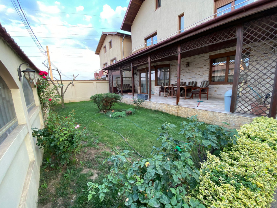 Dobroesti | Vila 8 Camere | P+1+M+P | TEREN 360 Mp | Constructie 2008 — fotografie 4