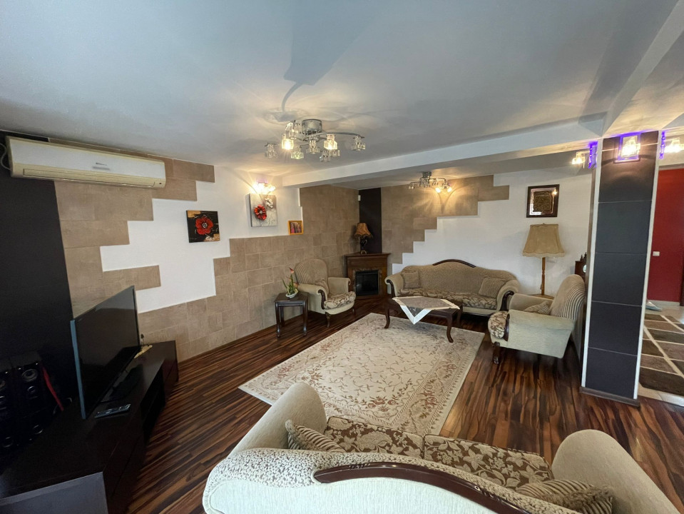 Dobroesti | Vila 8 Camere | P+1+M+P | TEREN 360 Mp | Constructie 2008 — fotografie 13