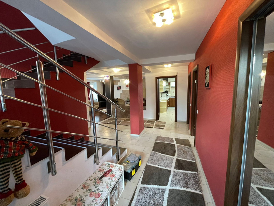 Dobroesti | Vila 8 Camere | P+1+M+P | TEREN 360 Mp | Constructie 2008 — fotografie 7