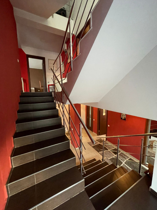Dobroesti | Vila 8 Camere | P+1+M+P | TEREN 360 Mp | Constructie 2008 — fotografie 14