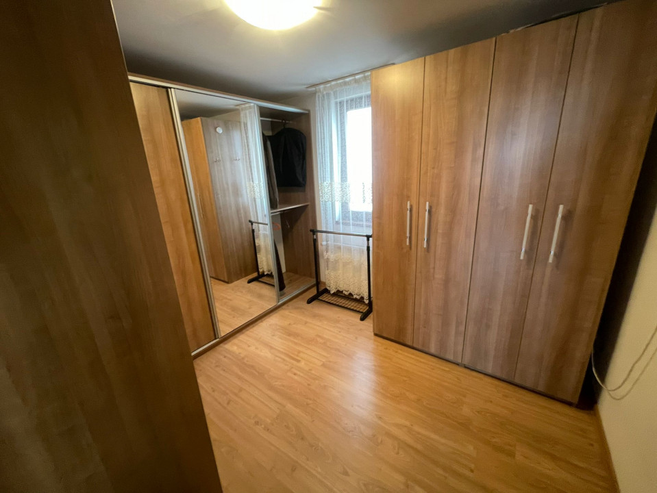 Dobroesti | Vila 8 Camere | P+1+M+P | TEREN 360 Mp | Constructie 2008 — fotografie 44
