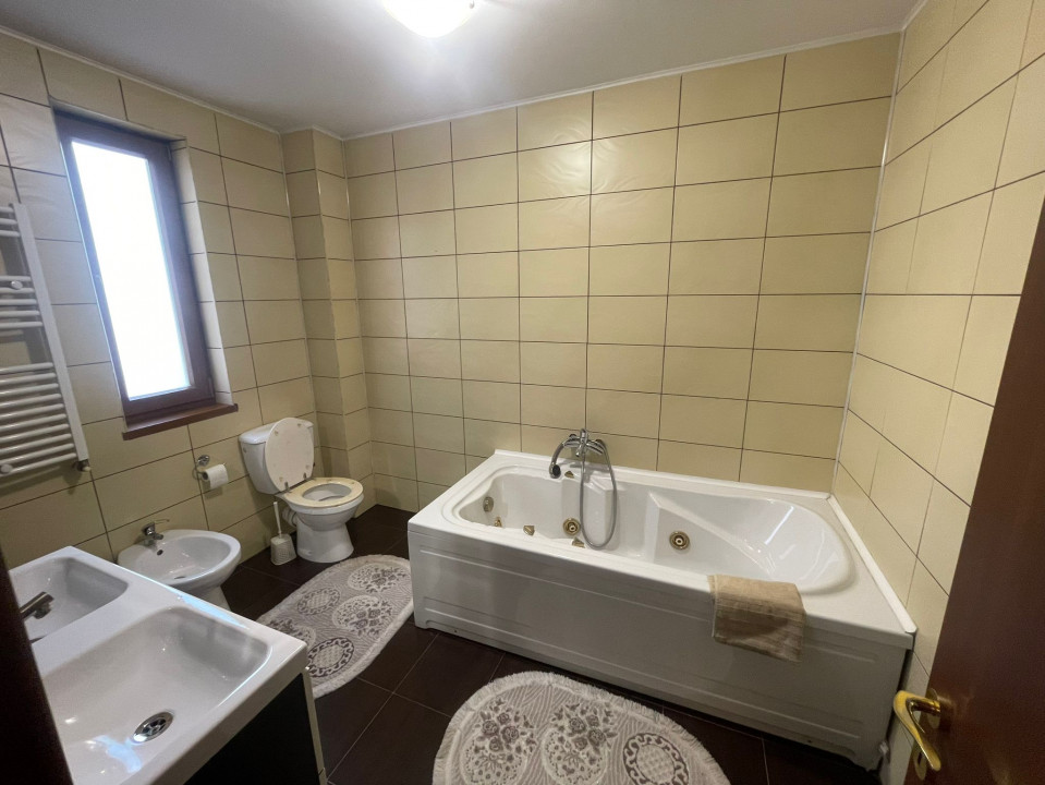 Dobroesti | Vila 8 Camere | P+1+M+P | TEREN 360 Mp | Constructie 2008 — fotografie 47