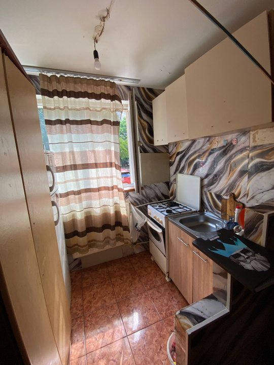 Garsoniera Titan Bucuresti — fotografie 3