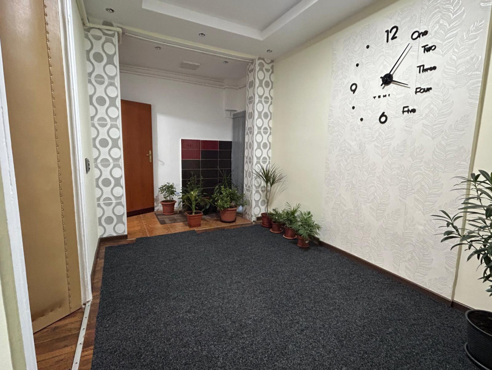  Apartament 5 Camere P-ta Alba Iulia Bucuresti — fotografie 8