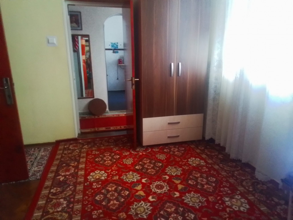  Apartament 5 Camere P-ta Alba Iulia Bucuresti — fotografie 19