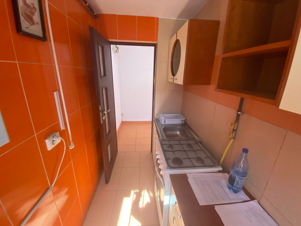 Spatiu Comercial 2 Camere 40 MP cu intrare stradala la Brotacei — fotografie 6