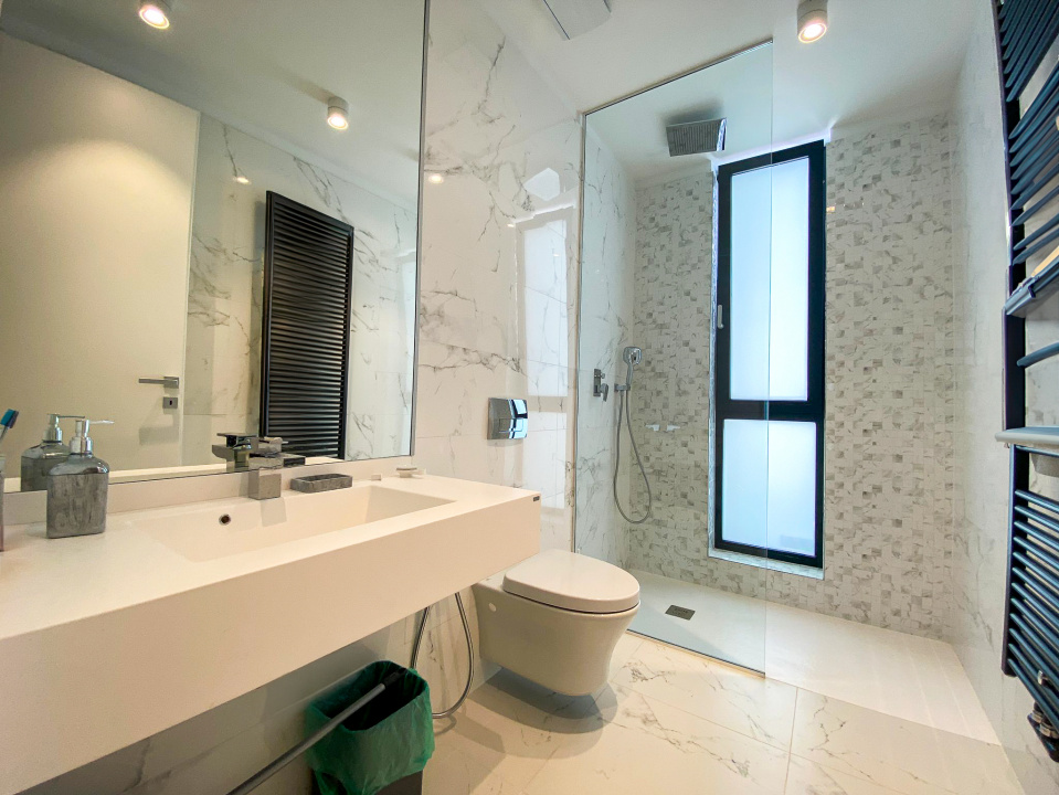 2 Camere de lux 63 MP cu 2 Bai si balcon in One Mamaia Nord — fotografie 7